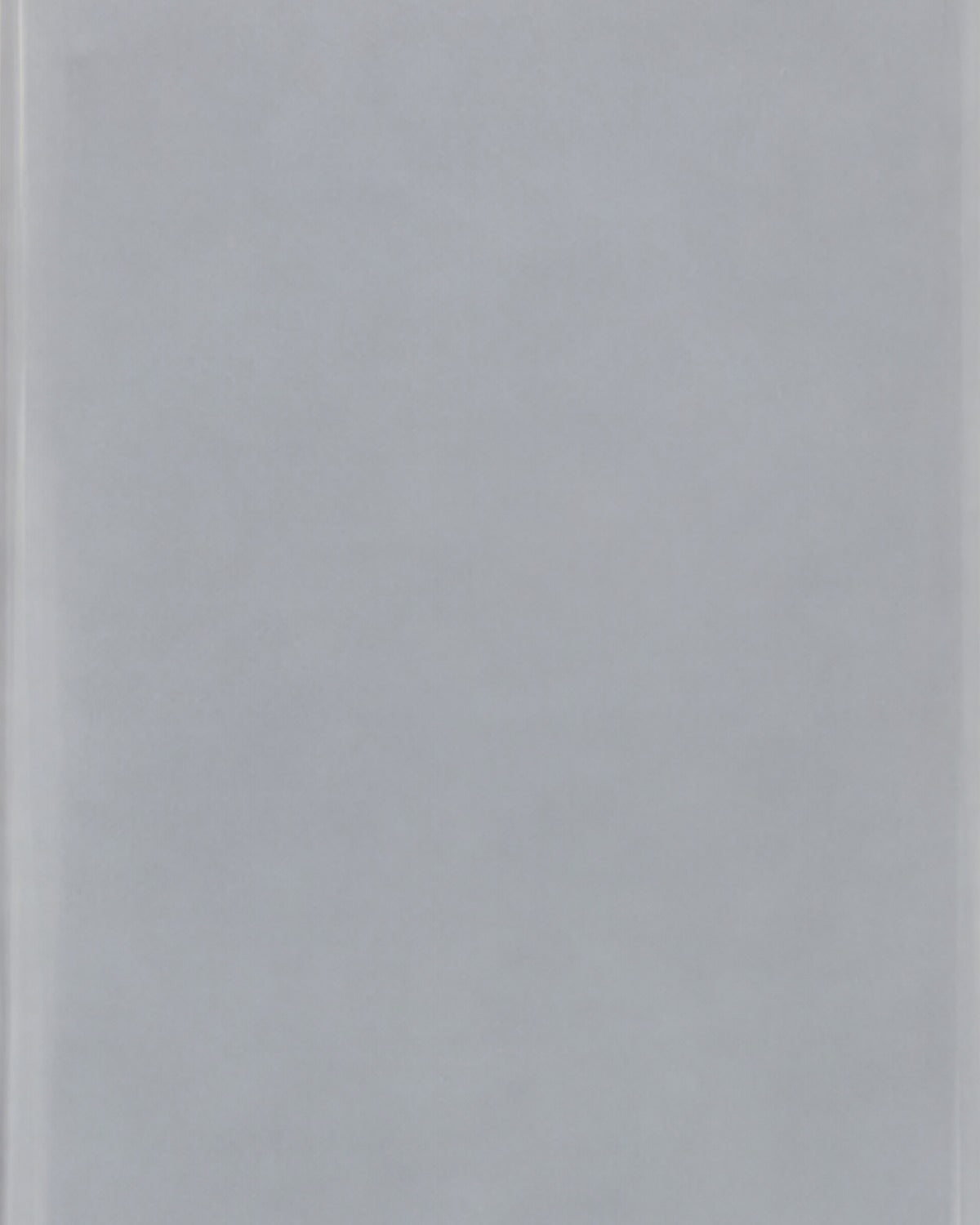 The Clip in Foggy Morning: soft grey acetate swatch